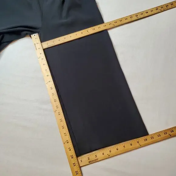 Lululemon Women's Size 6 Noir Wide Leg Crop Black W6AYAS - Picture 3 of 7